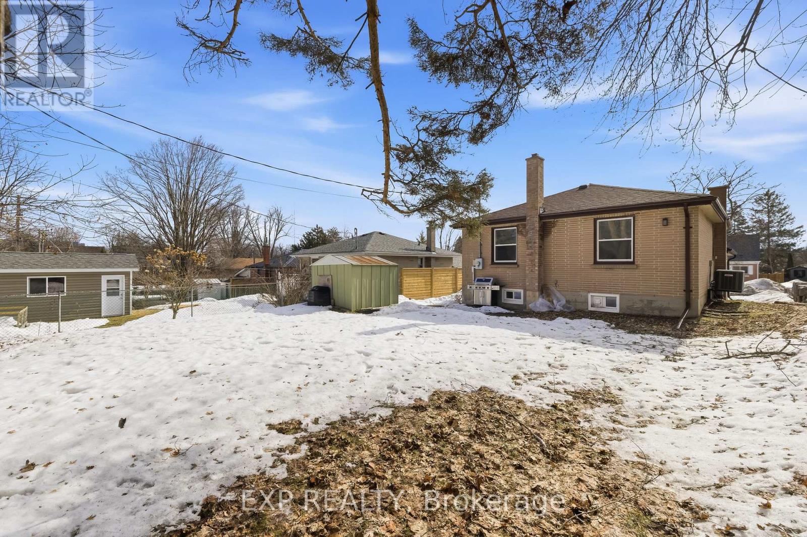 198 Shelbourne Street, Peterborough (Northcrest Ward 5), Ontario  K9H 5K4 - Photo 33 - X12925552