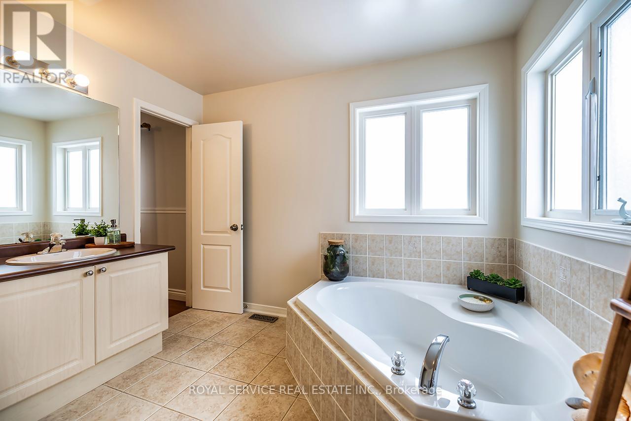 66 Stillwell Lane, Clarington (Newcastle), Ontario  L1B 1R4 - Photo 23 - E12926062