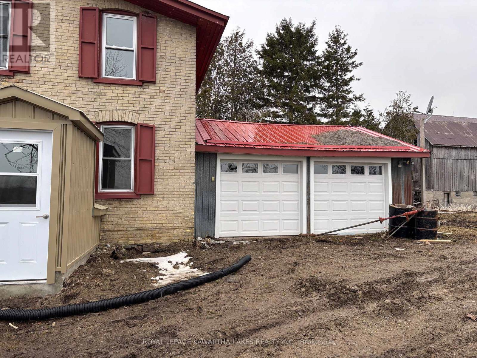 201 Crosswind Road, Kawartha Lakes (Ops), Ontario  K0L 2W0 - Photo 3 - X12925948