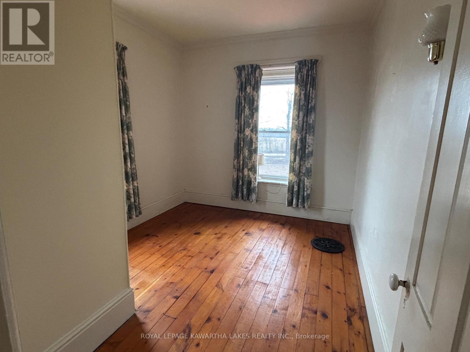 201 Crosswind Road, Kawartha Lakes (Ops), Ontario  K0L 2W0 - Photo 6 - X12925948