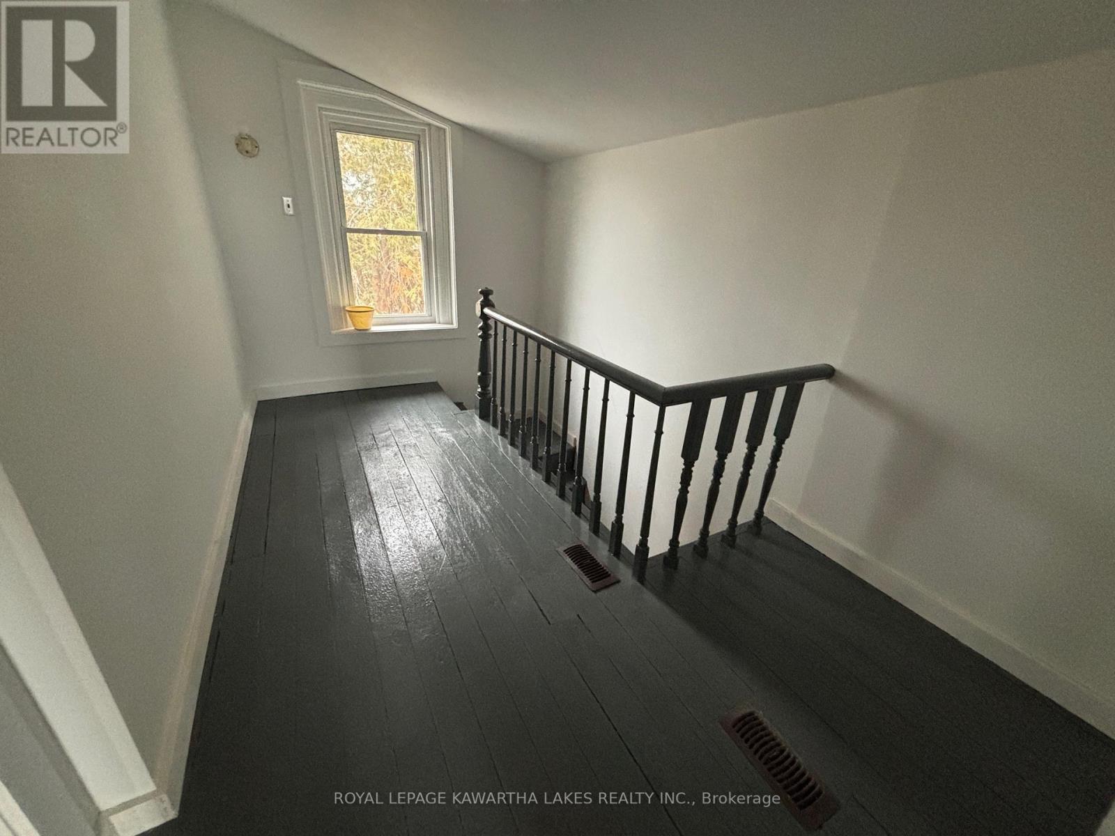 201 Crosswind Road, Kawartha Lakes (Ops), Ontario  K0L 2W0 - Photo 9 - X12925948