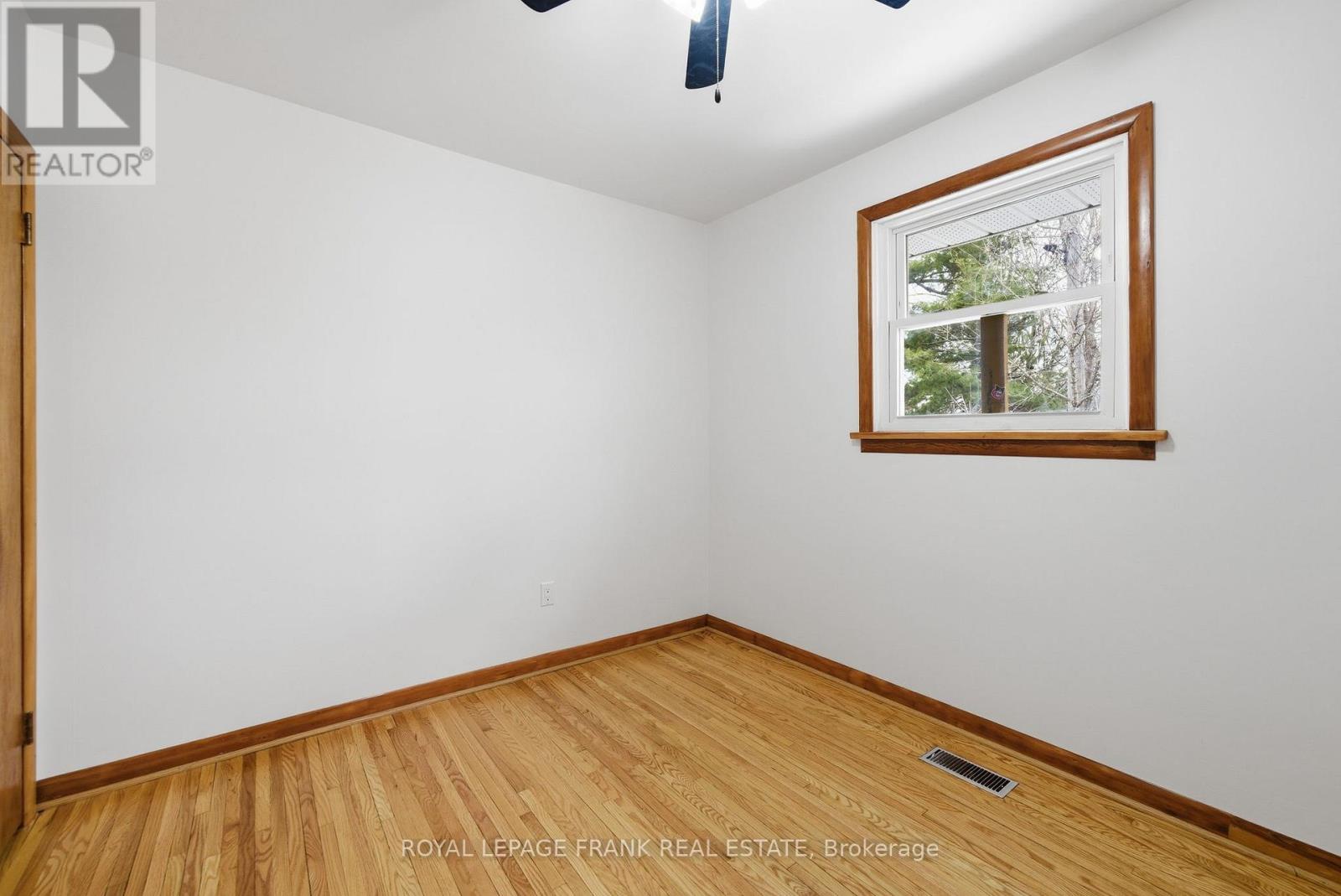 808 Aylmer Street N, Peterborough (Northcrest Ward 5), Ontario  K9H 3Y4 - Photo 19 - X12926288