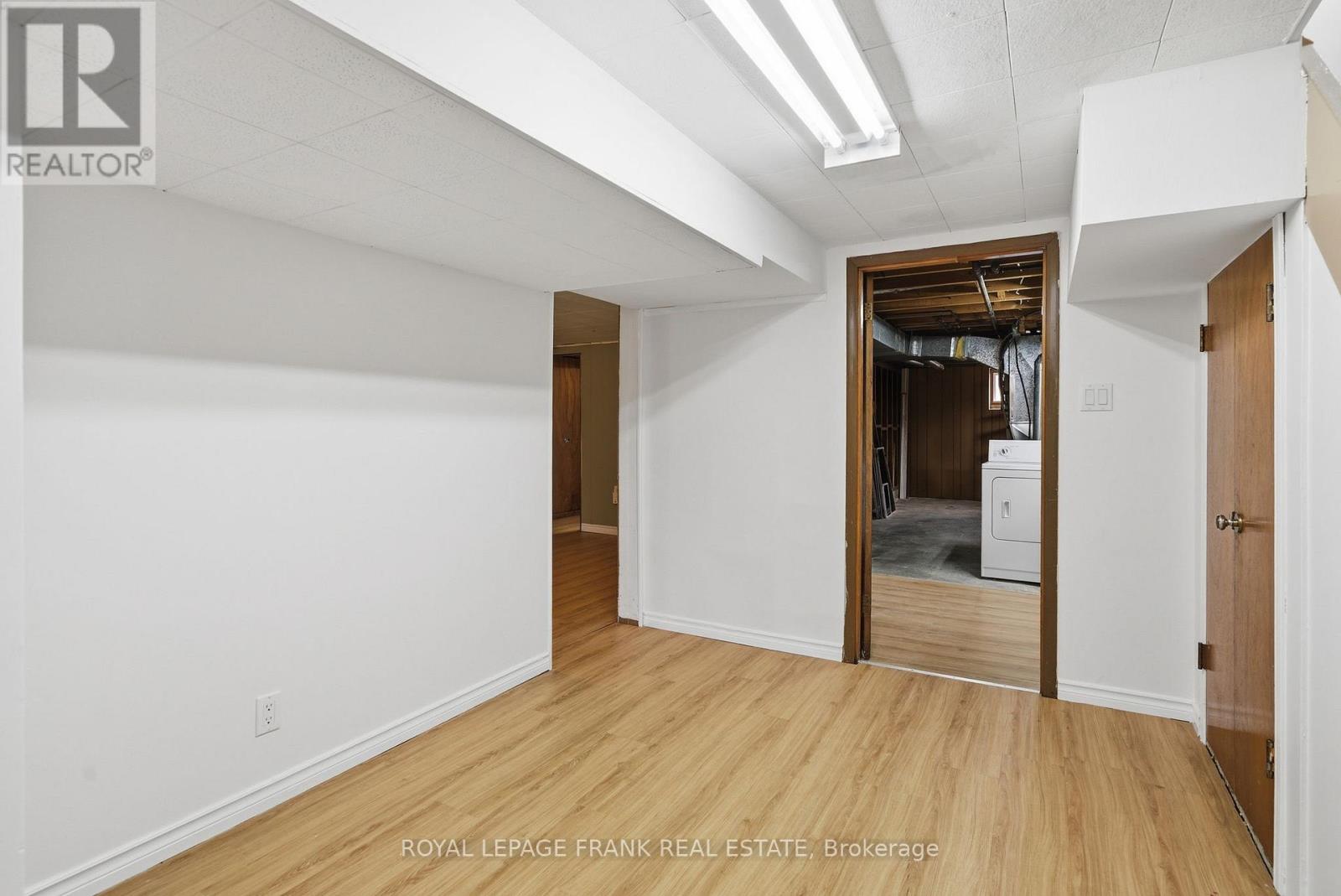 808 Aylmer Street N, Peterborough (Northcrest Ward 5), Ontario  K9H 3Y4 - Photo 25 - X12926288