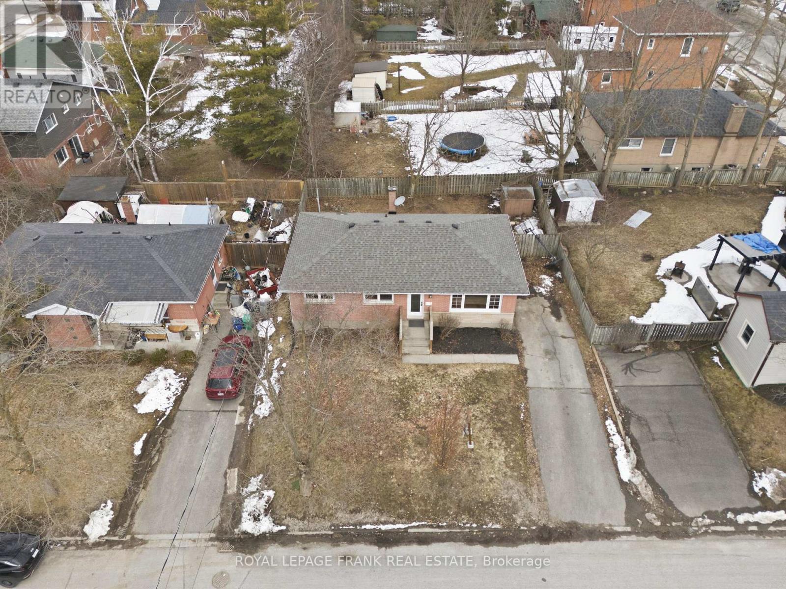 808 Aylmer Street N, Peterborough (Northcrest Ward 5), Ontario  K9H 3Y4 - Photo 41 - X12926288