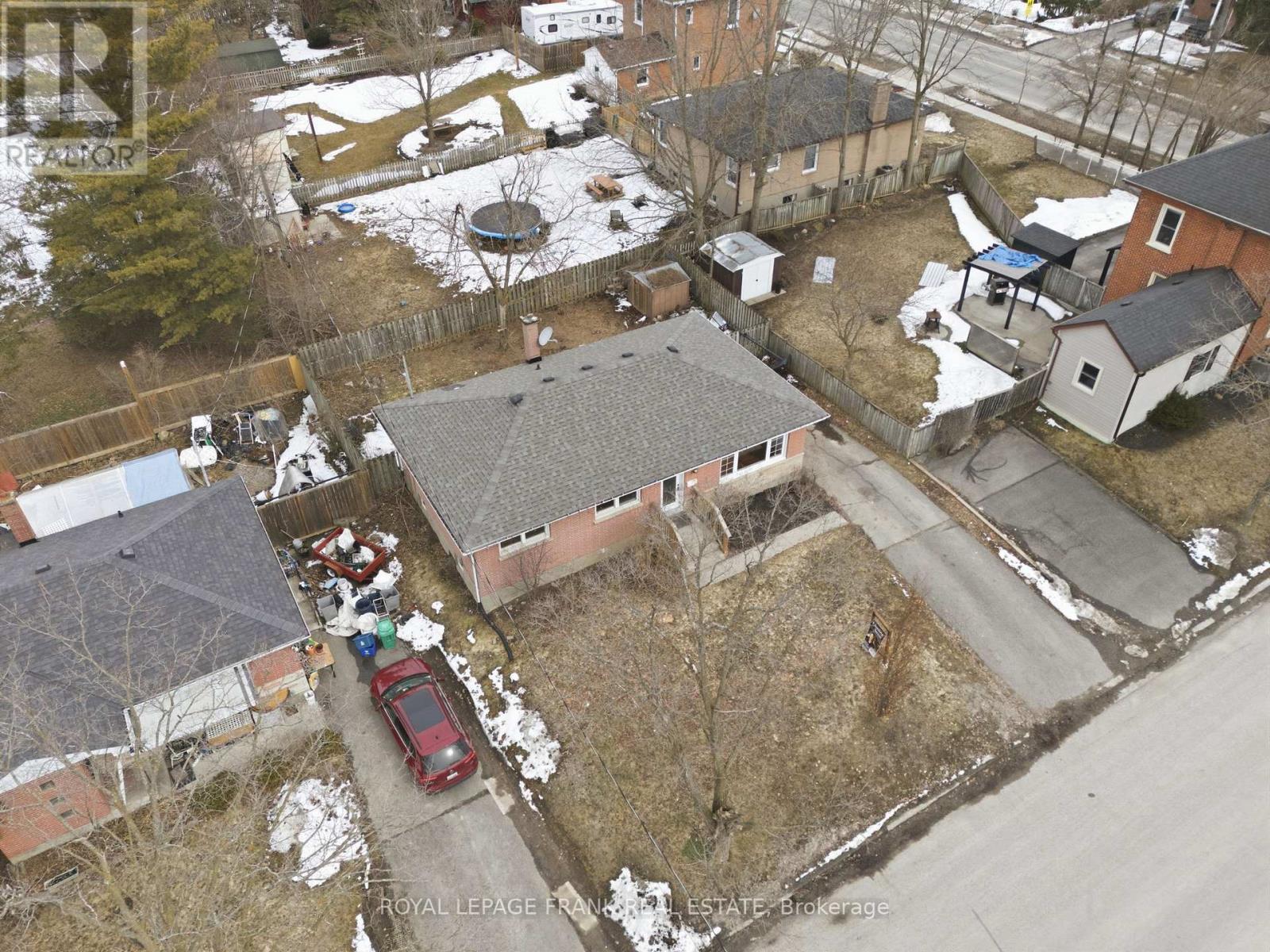 808 Aylmer Street N, Peterborough (Northcrest Ward 5), Ontario  K9H 3Y4 - Photo 44 - X12926288