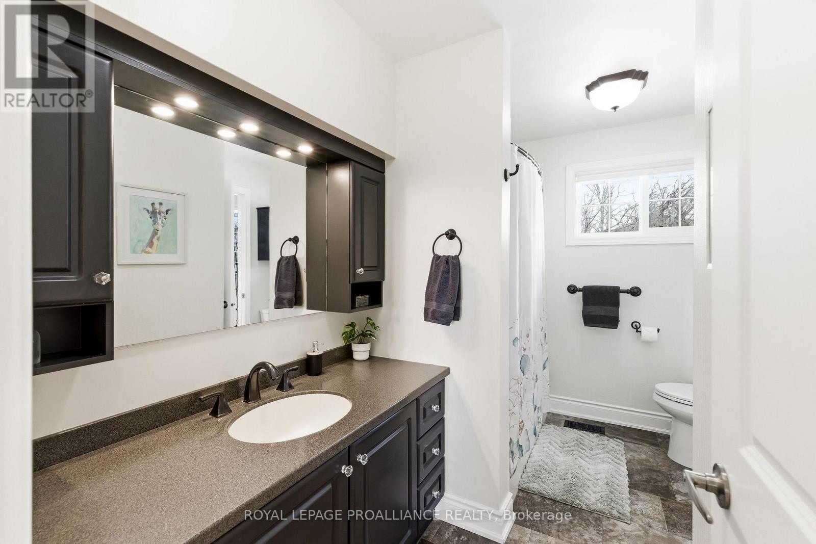 836 Stewart Drive, Peterborough (Ashburnham Ward 4), Ontario  K9J 7R4 - Photo 21 - X12926338