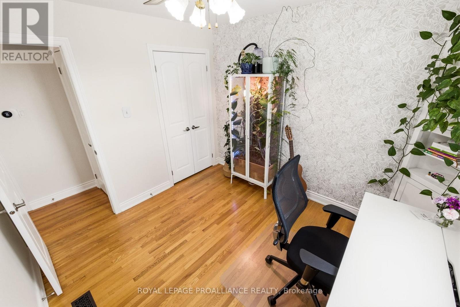 836 Stewart Drive, Peterborough (Ashburnham Ward 4), Ontario  K9J 7R4 - Photo 25 - X12926338