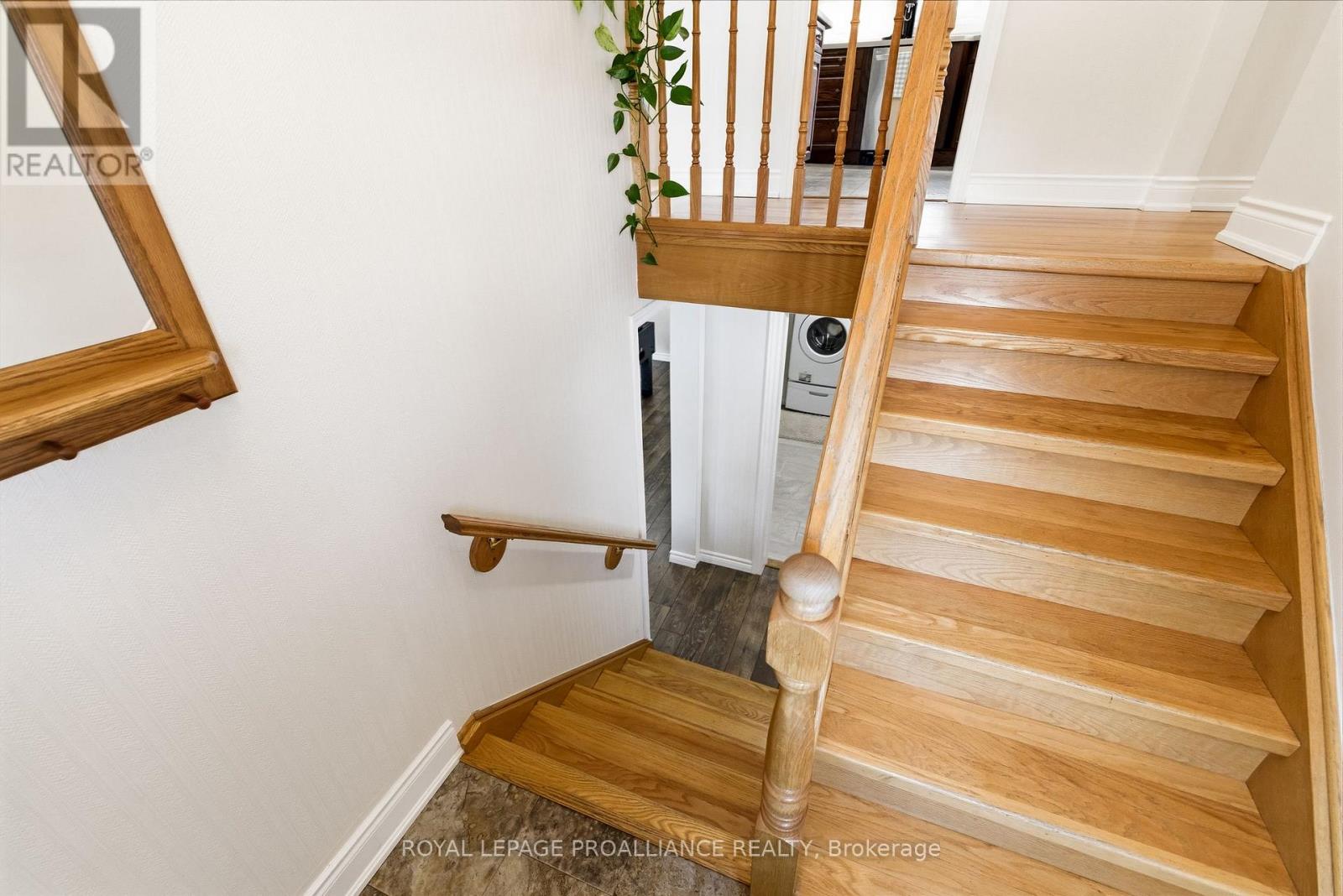 836 Stewart Drive, Peterborough (Ashburnham Ward 4), Ontario  K9J 7R4 - Photo 26 - X12926338