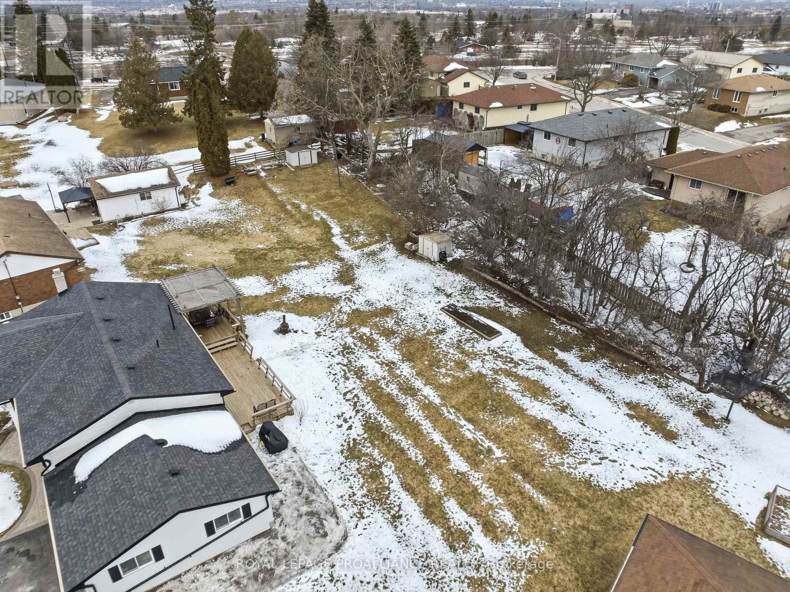 836 Stewart Drive, Peterborough (Ashburnham Ward 4), Ontario  K9J 7R4 - Photo 45 - X12926338