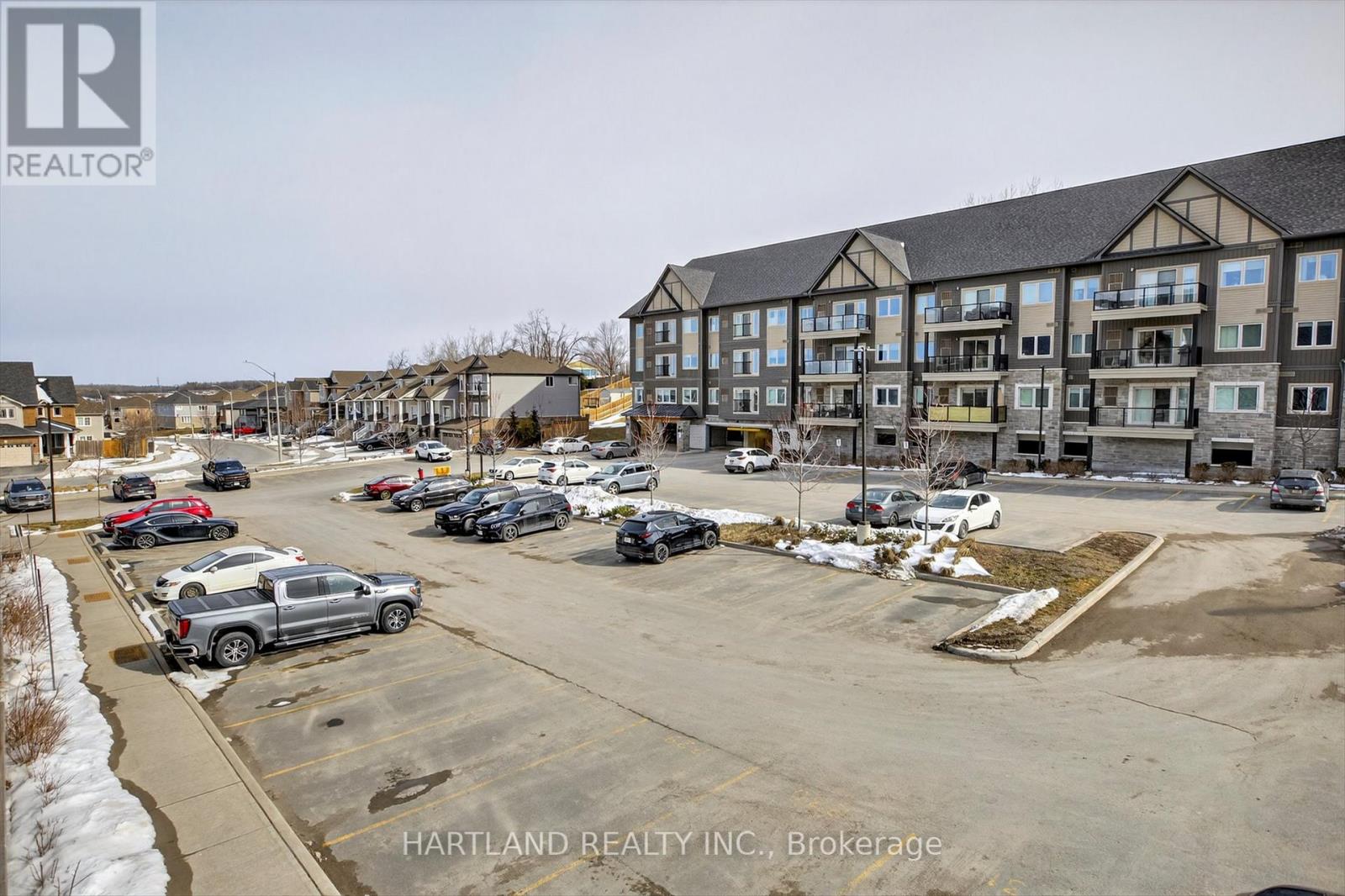 210 - 340 Florence Drive, Peterborough (Monaghan Ward 2), Ontario  K9J 0K4 - Photo 10 - X12926864