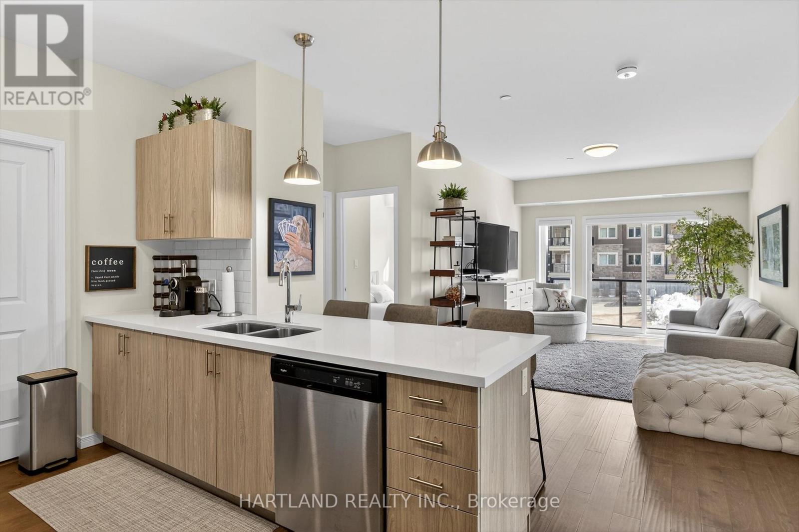 210 - 340 Florence Drive, Peterborough (Monaghan Ward 2), Ontario  K9J 0K4 - Photo 13 - X12926864