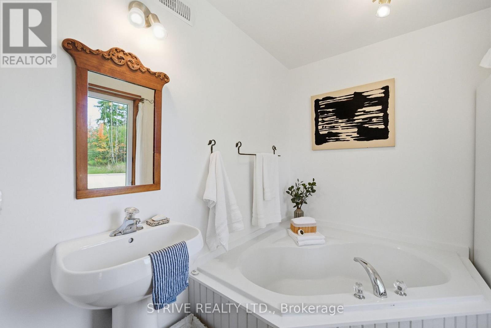 996 Third Line, Otonabee-South Monaghan, Ontario  K0L 1B0 - Photo 23 - X12926900