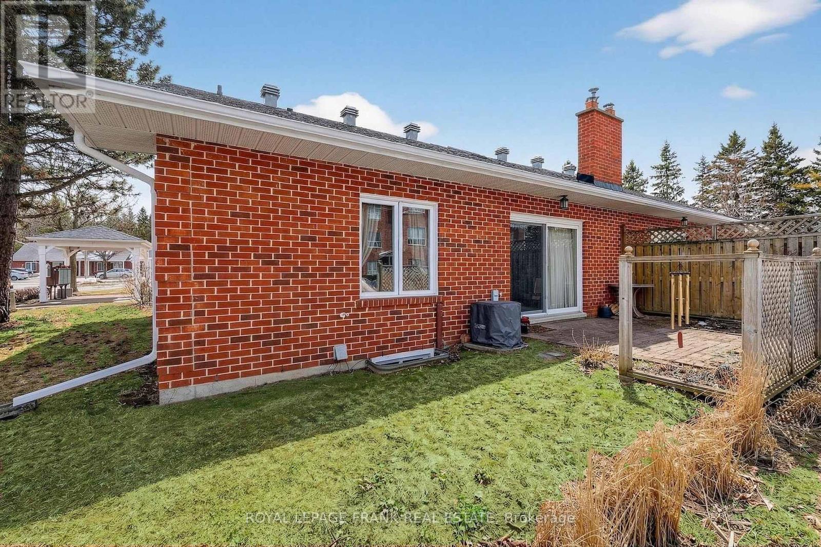 24 - 5 Heritage Way, Kawartha Lakes (Lindsay), Ontario  K9V 5Y8 - Photo 31 - X12927468