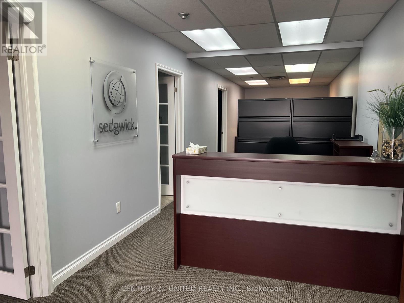 12 - 637 The Queensway, Peterborough (Otonabee Ward 1), Ontario  K9J 7J6 - Photo 3 - X12927826