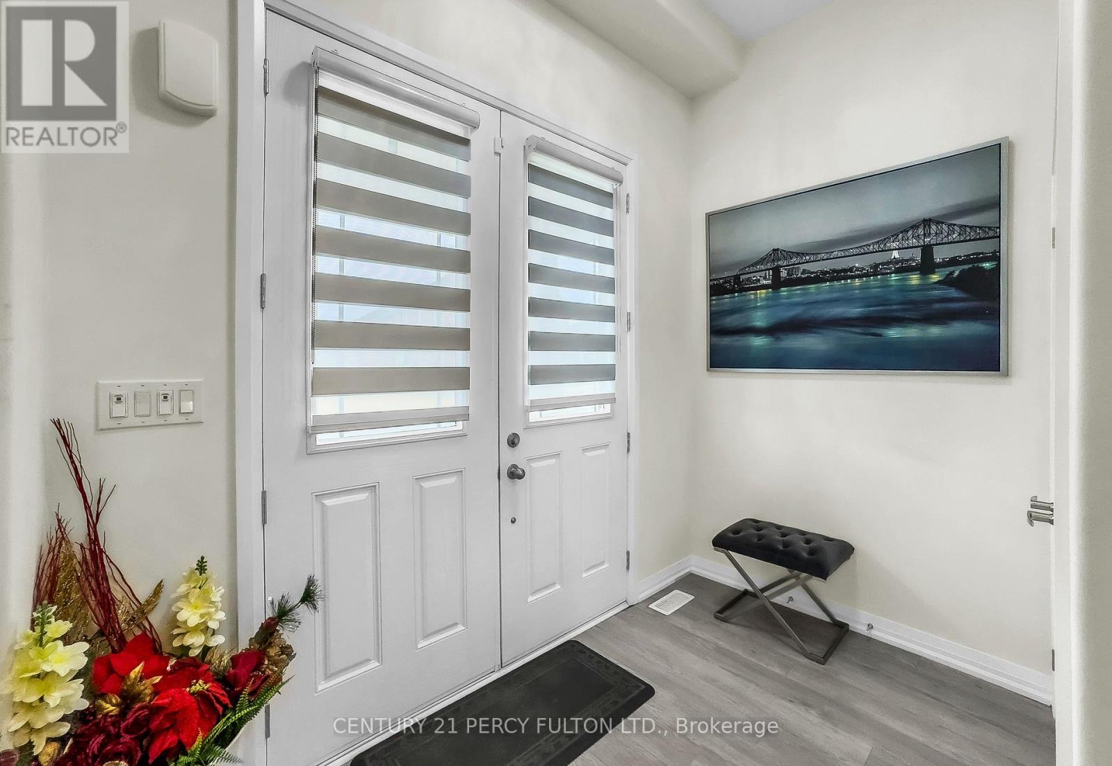 302 Cullen Trail, Peterborough (Northcrest Ward 5), Ontario  K9H 0J8 - Photo 3 - X12927852