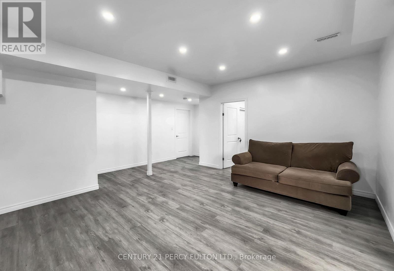 302 Cullen Trail, Peterborough (Northcrest Ward 5), Ontario  K9H 0J8 - Photo 38 - X12927852