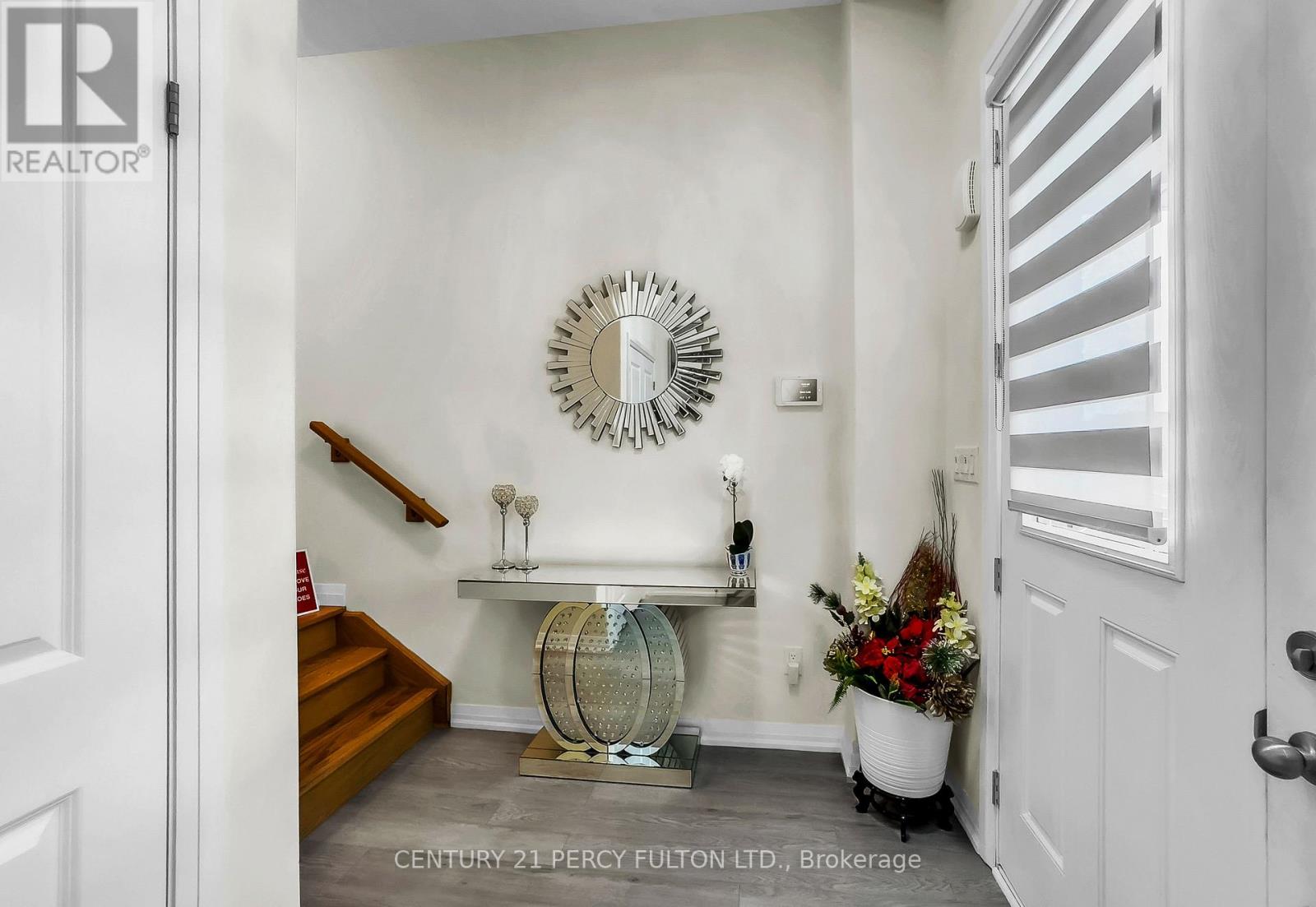 302 Cullen Trail, Peterborough (Northcrest Ward 5), Ontario  K9H 0J8 - Photo 4 - X12927852