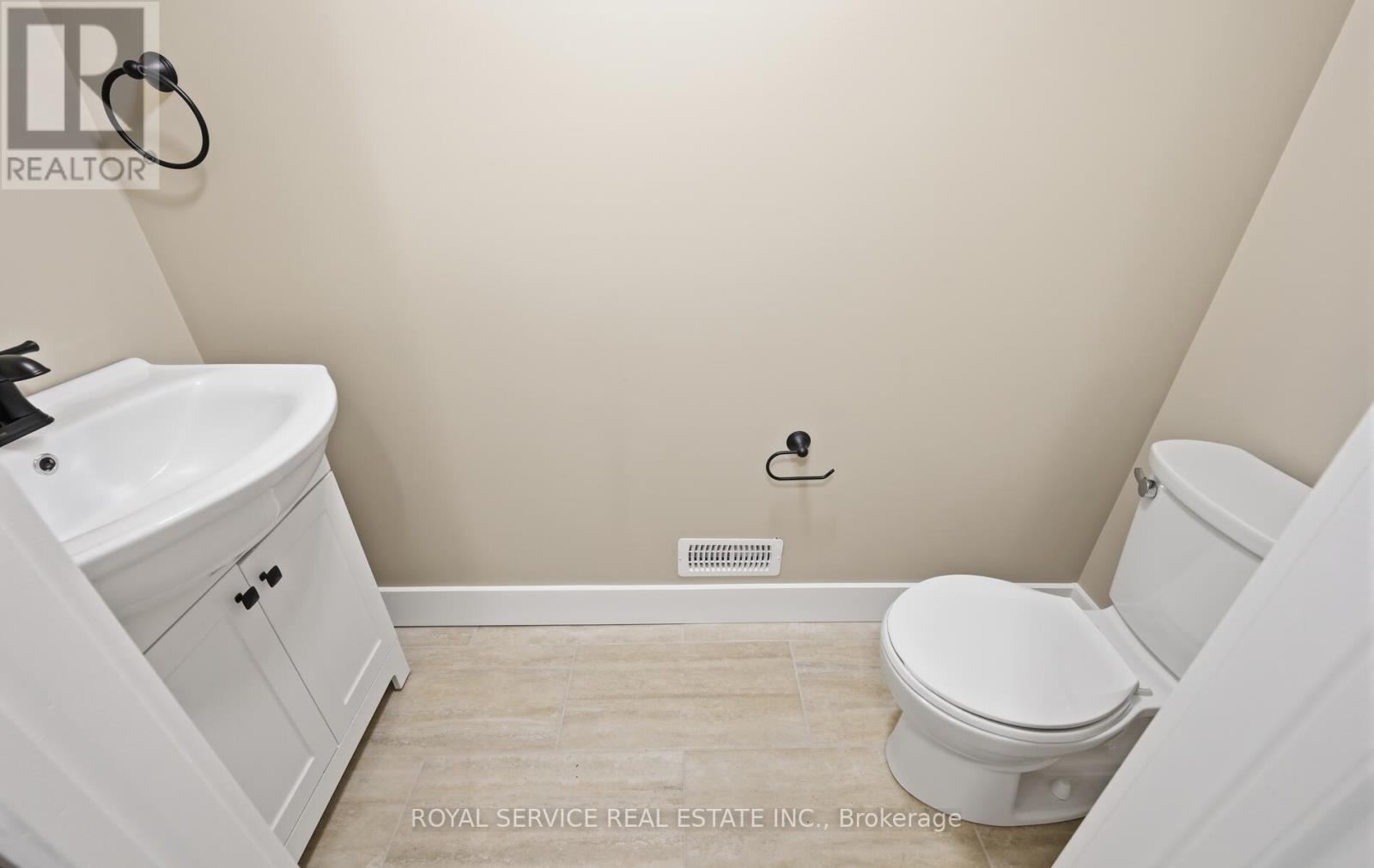 604 Fortye Drive, Peterborough (Otonabee Ward 1), Ontario  K9K 2H3 - Photo 35 - X12928310