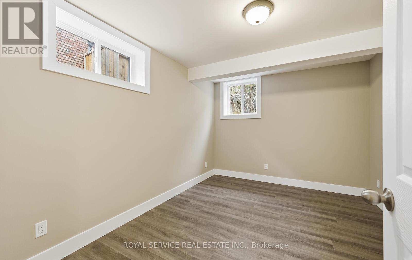 604 Fortye Drive, Peterborough (Otonabee Ward 1), Ontario  K9K 2H3 - Photo 36 - X12928310