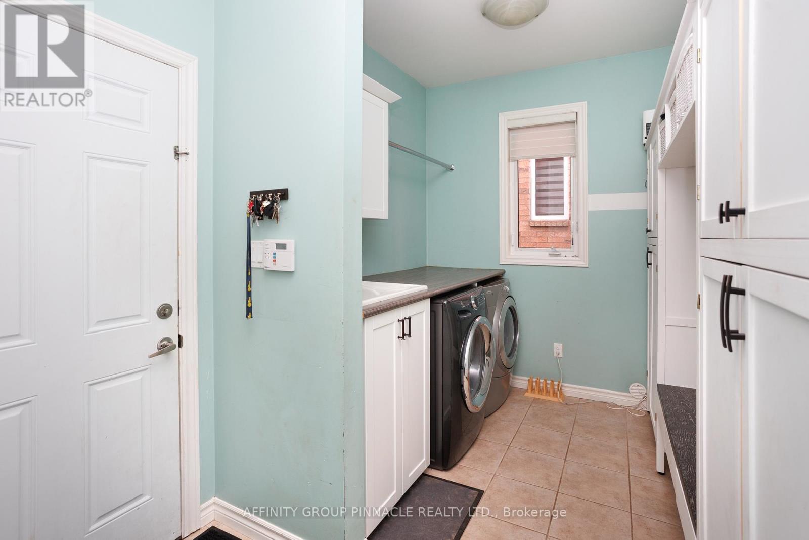 31 Ellis Crescent, Kawartha Lakes (Lindsay), Ontario  K9V 0A5 - Photo 20 - X12928320