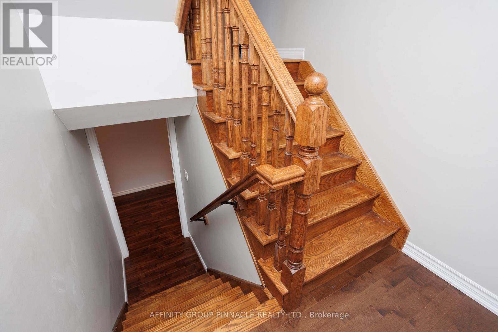 31 Ellis Crescent, Kawartha Lakes (Lindsay), Ontario  K9V 0A5 - Photo 38 - X12928320