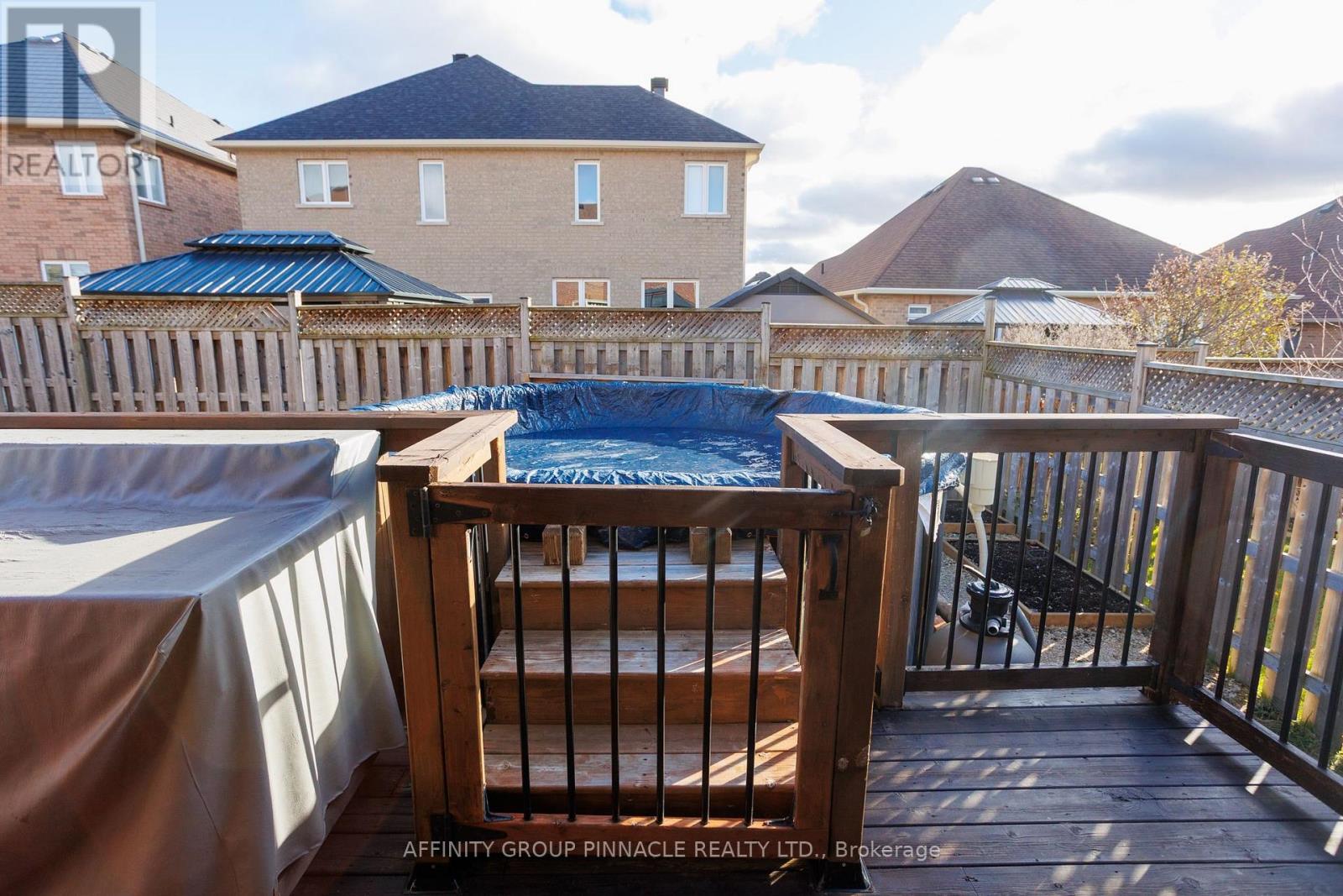 31 Ellis Crescent, Kawartha Lakes (Lindsay), Ontario  K9V 0A5 - Photo 46 - X12928320