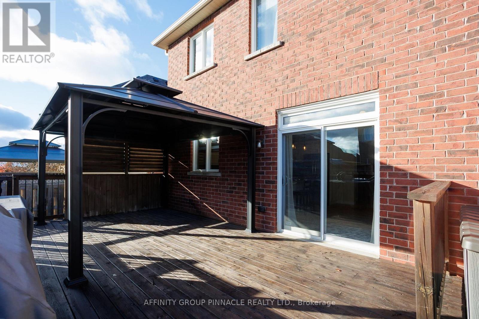 31 Ellis Crescent, Kawartha Lakes (Lindsay), Ontario  K9V 0A5 - Photo 47 - X12928320