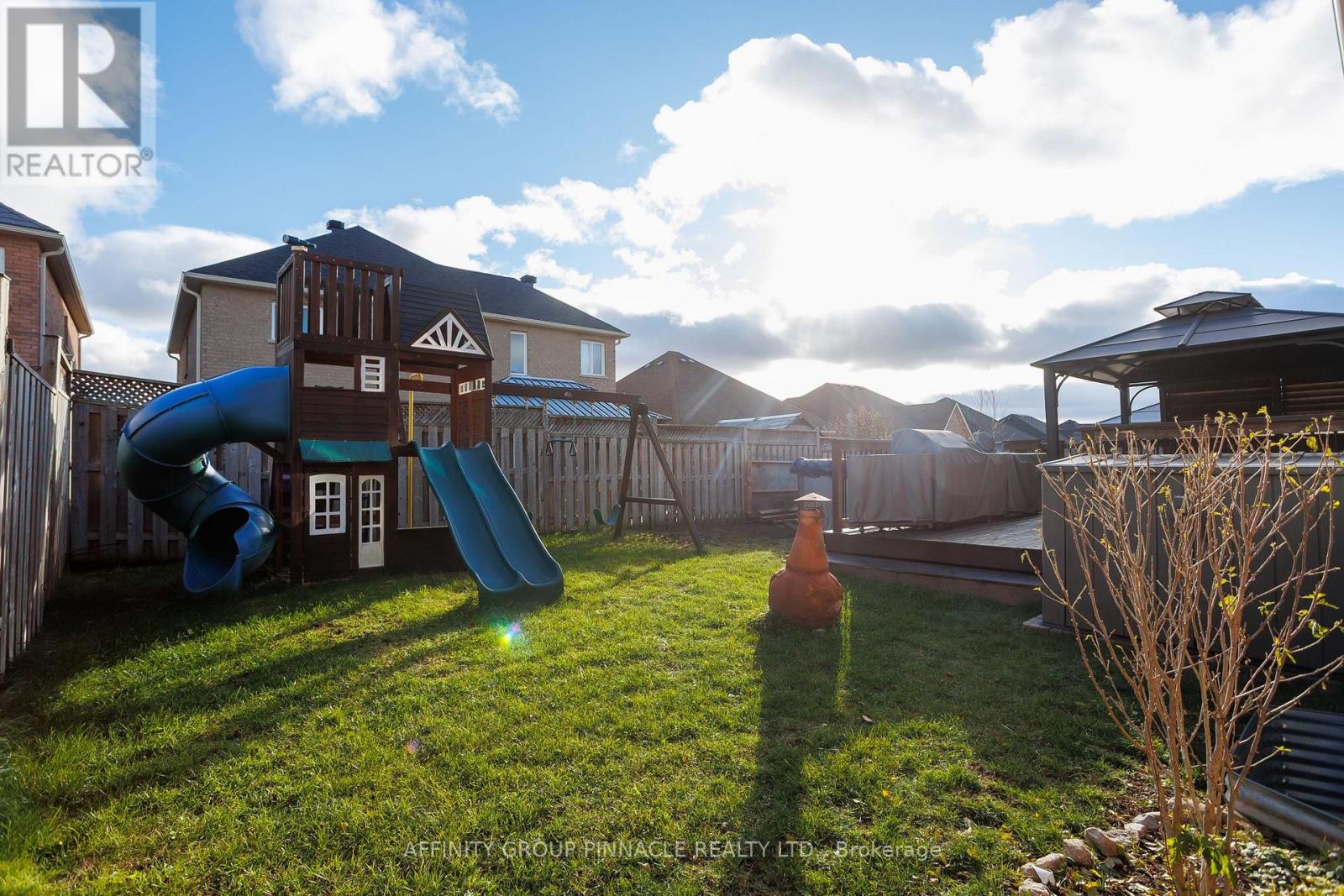 31 Ellis Crescent, Kawartha Lakes (Lindsay), Ontario  K9V 0A5 - Photo 50 - X12928320