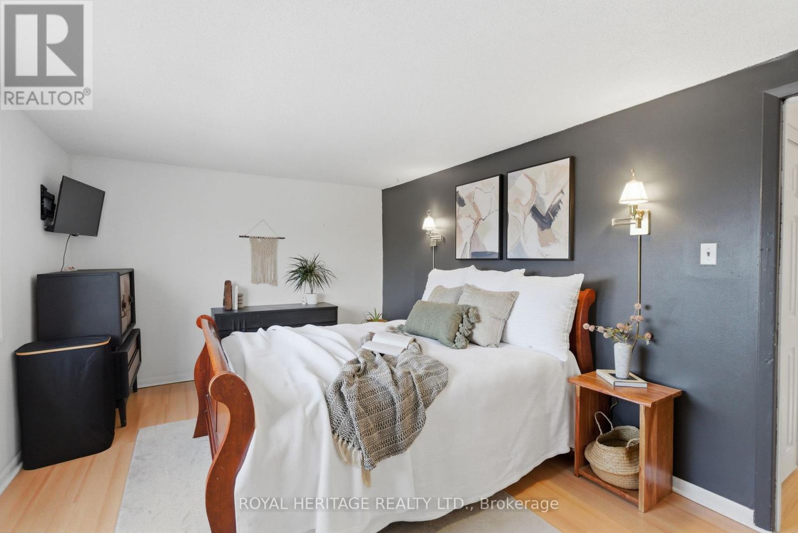 9 - 740 Chamberlain Street, Peterborough (Otonabee Ward 1), Ontario  K9J 4M3 - Photo 25 - X12928520