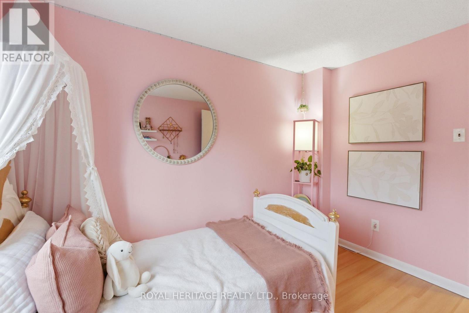 9 - 740 Chamberlain Street, Peterborough (Otonabee Ward 1), Ontario  K9J 4M3 - Photo 39 - X12928520