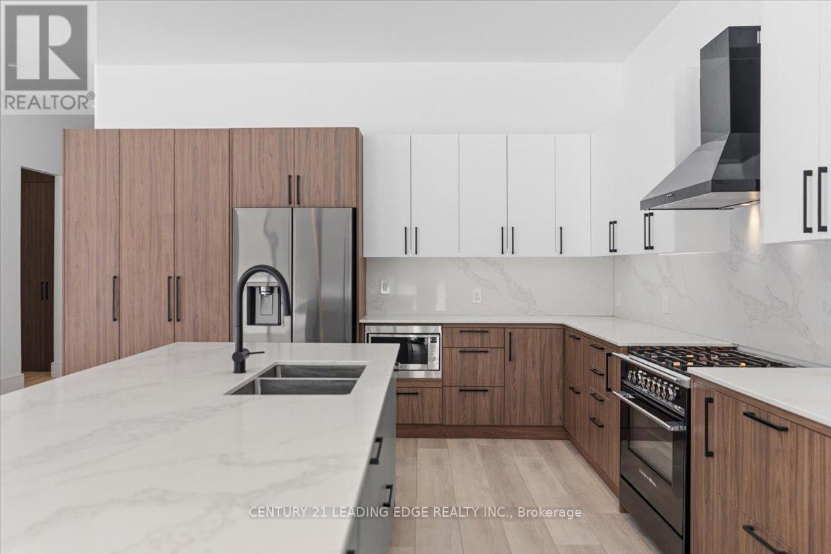 40 Bancroft Ridge Drive, Bancroft (Bancroft Ward), Ontario  K0L 1C0 - Photo 17 - X12928528