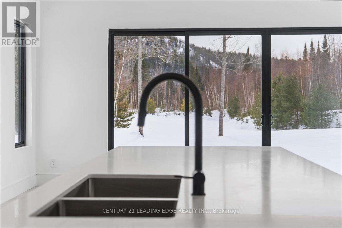 40 Bancroft Ridge Drive, Bancroft (Bancroft Ward), Ontario  K0L 1C0 - Photo 18 - X12928528