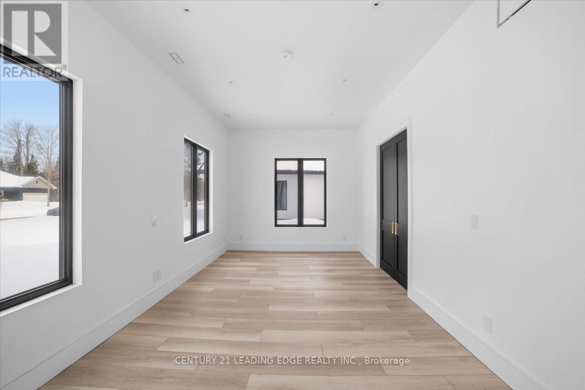 40 Bancroft Ridge Drive, Bancroft (Bancroft Ward), Ontario  K0L 1C0 - Photo 23 - X12928528