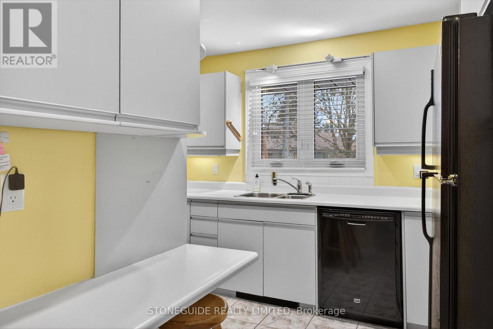 1 - 645 Whitaker Street, Peterborough (Ashburnham Ward 4), Ontario  K9H 7L5 - Photo 10 - X12928692