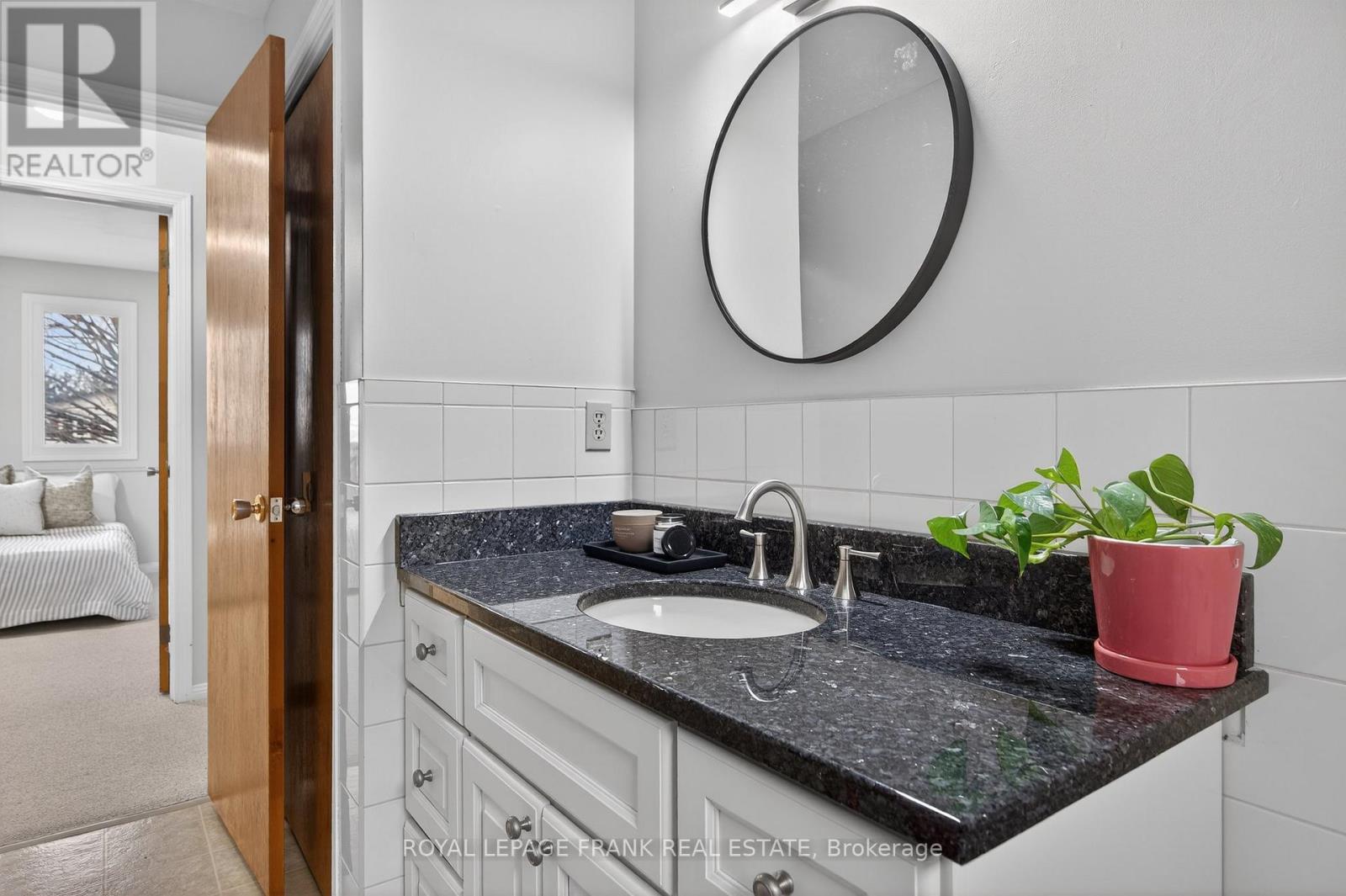 2260 Kawartha Hts Boulevard, Peterborough (Monaghan Ward 2), Ontario  K9K 1P4 - Photo 31 - X12928904