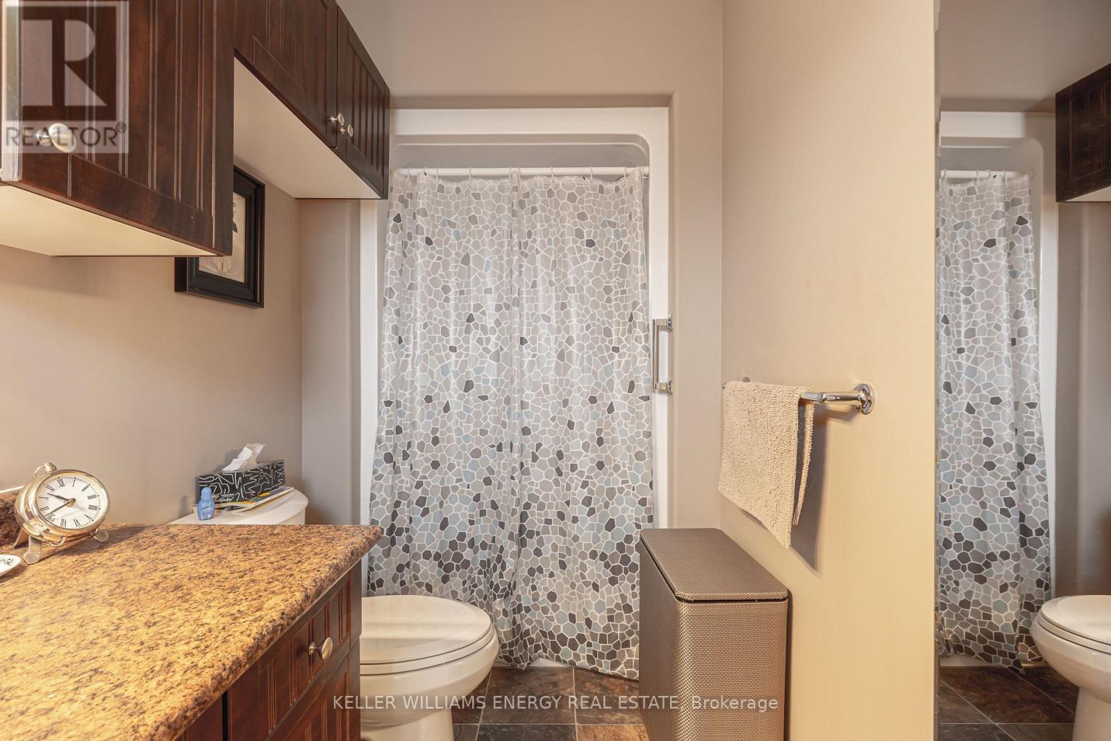 46 Beall Street, Kawartha Lakes (Lindsay), Ontario  K9V 6J6 - Photo 17 - X12928988