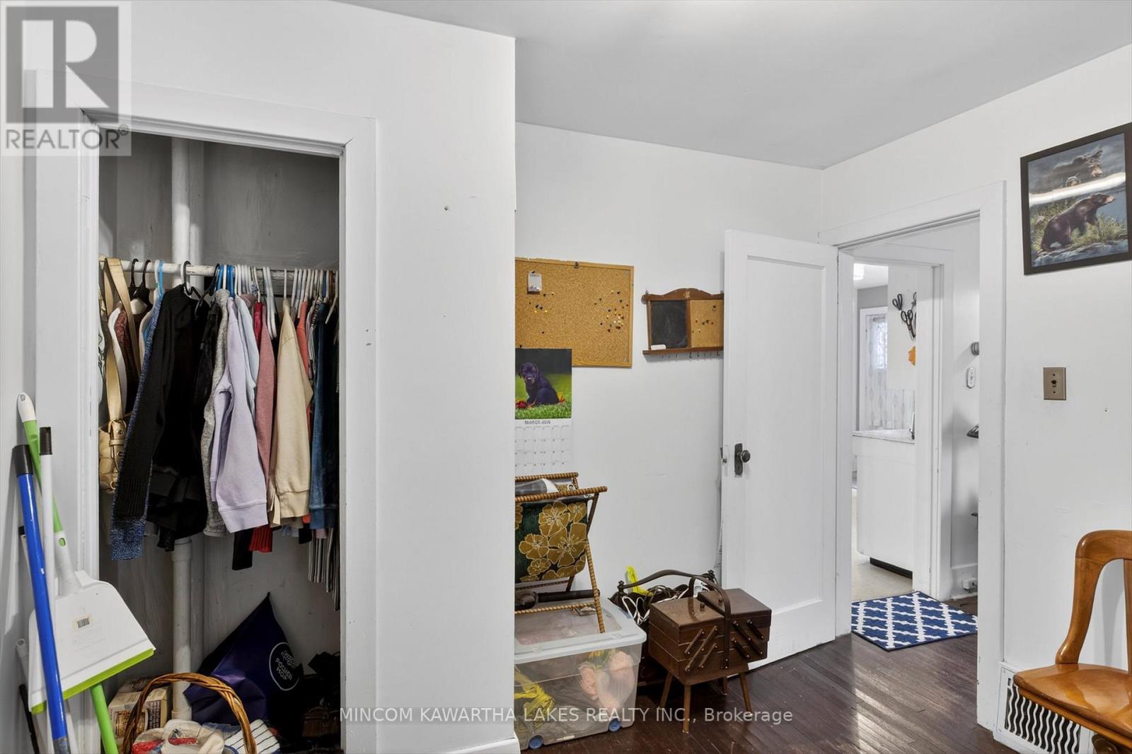 469 Edison Avenue, Peterborough (Otonabee Ward 1), Ontario  K9J 4G4 - Photo 23 - X12929626