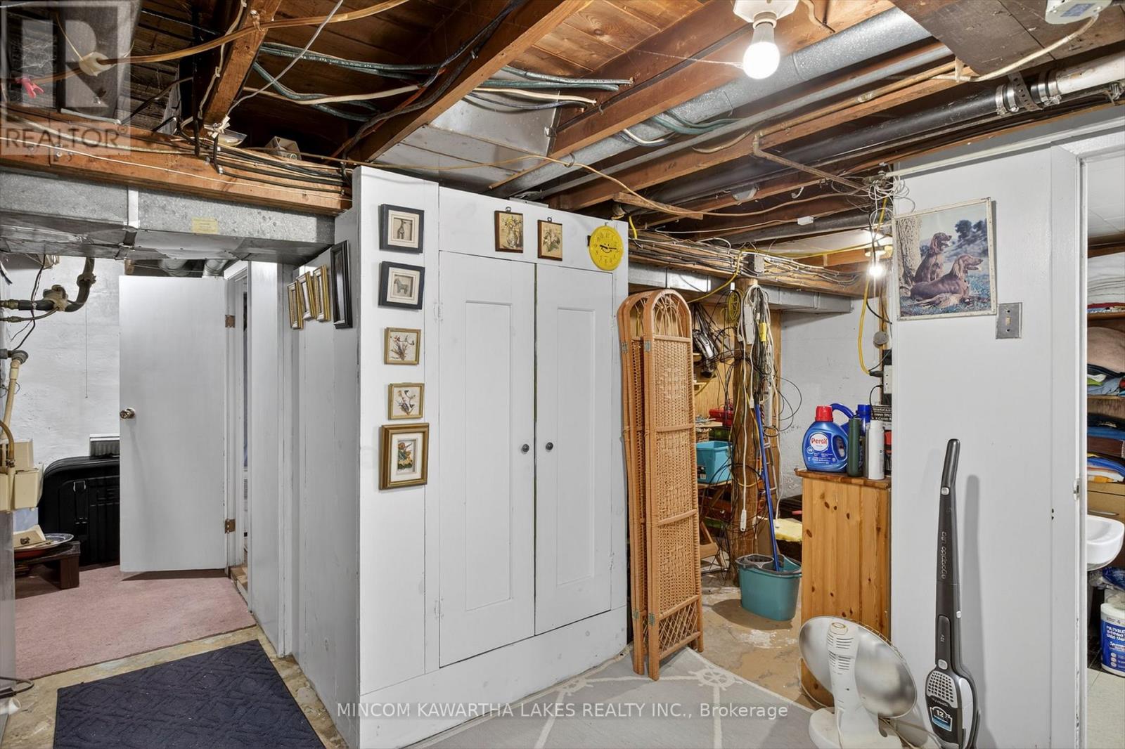 469 Edison Avenue, Peterborough (Otonabee Ward 1), Ontario  K9J 4G4 - Photo 28 - X12929626