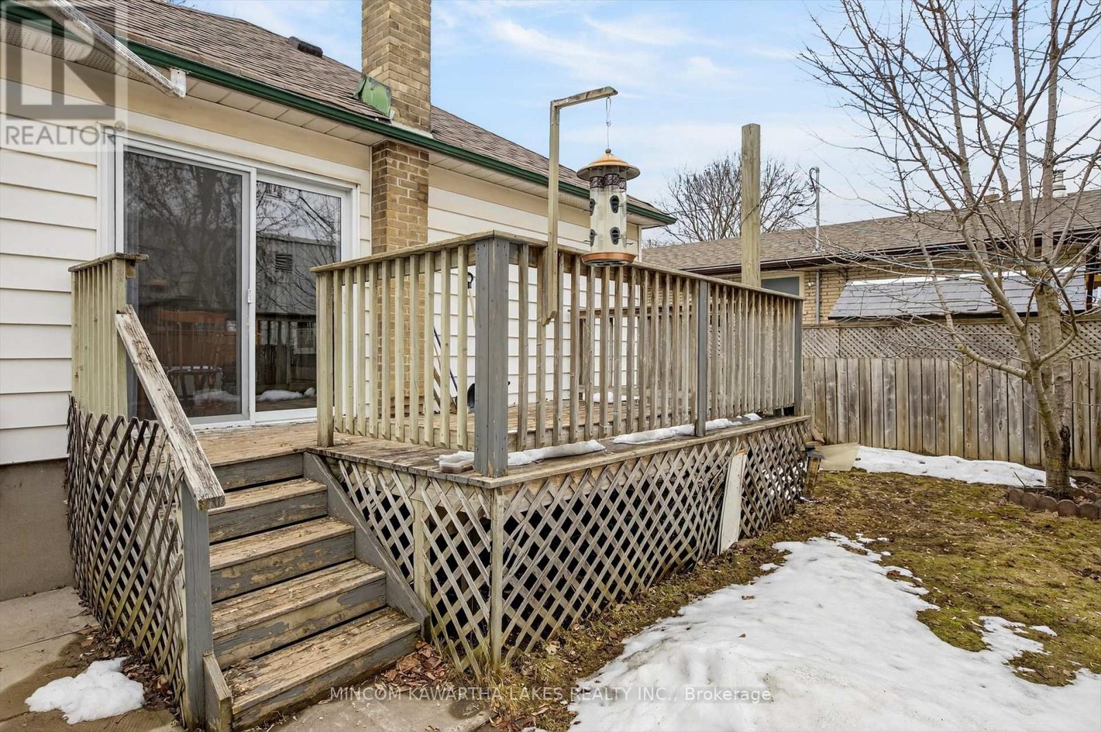 469 Edison Avenue, Peterborough (Otonabee Ward 1), Ontario  K9J 4G4 - Photo 38 - X12929626