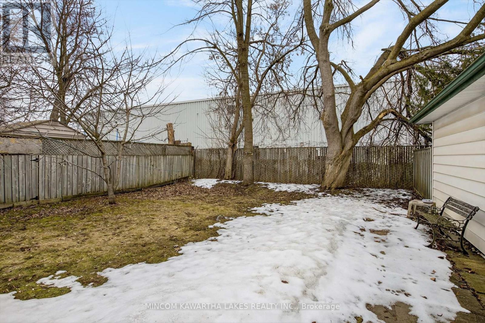 469 Edison Avenue, Peterborough (Otonabee Ward 1), Ontario  K9J 4G4 - Photo 42 - X12929626