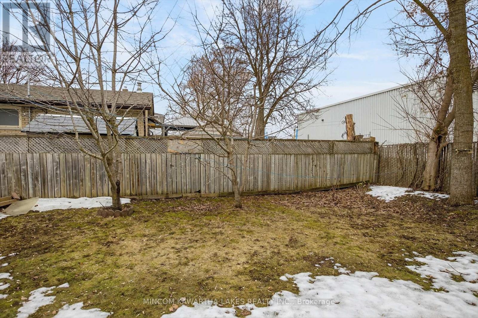 469 Edison Avenue, Peterborough (Otonabee Ward 1), Ontario  K9J 4G4 - Photo 43 - X12929626