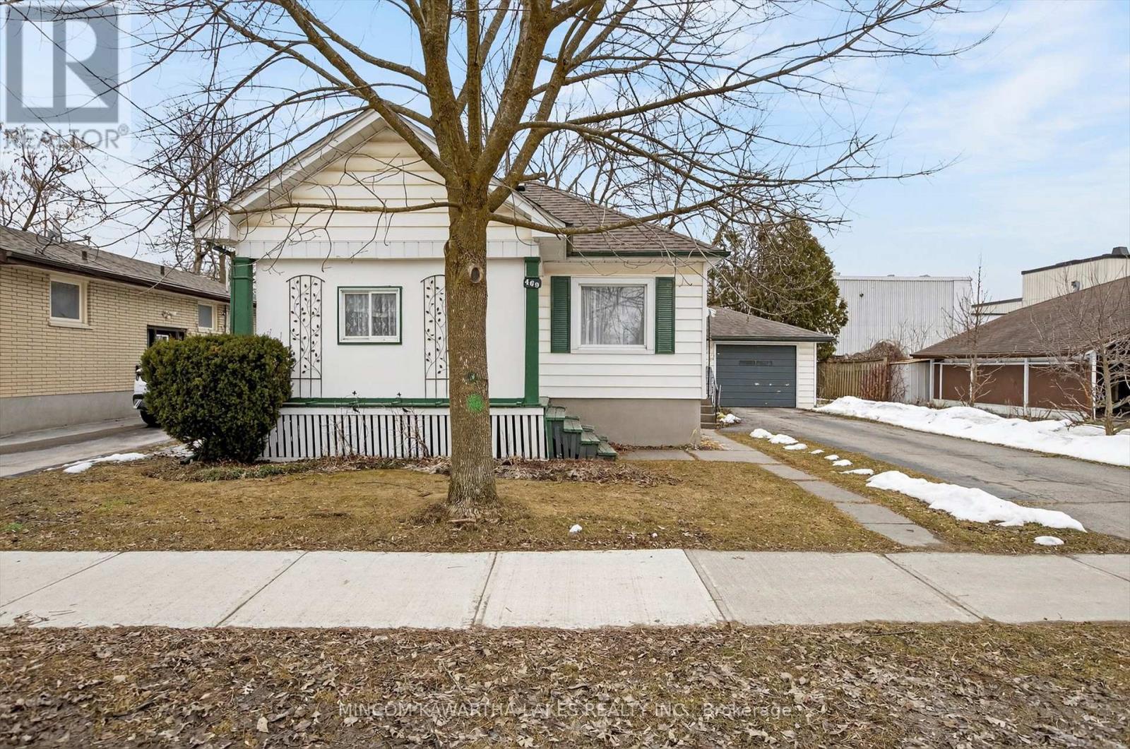 469 Edison Avenue, Peterborough (Otonabee Ward 1), Ontario  K9J 4G4 - Photo 47 - X12929626