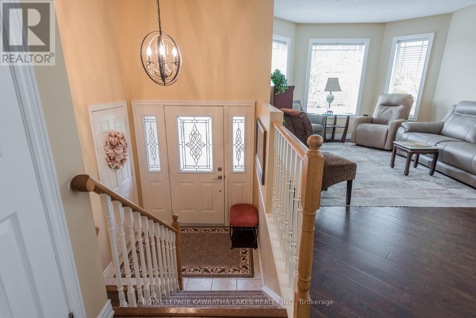 29 Midland Drive, Kawartha Lakes (Lindsay), Ontario  K9V 6B9 - Photo 26 - X12931634