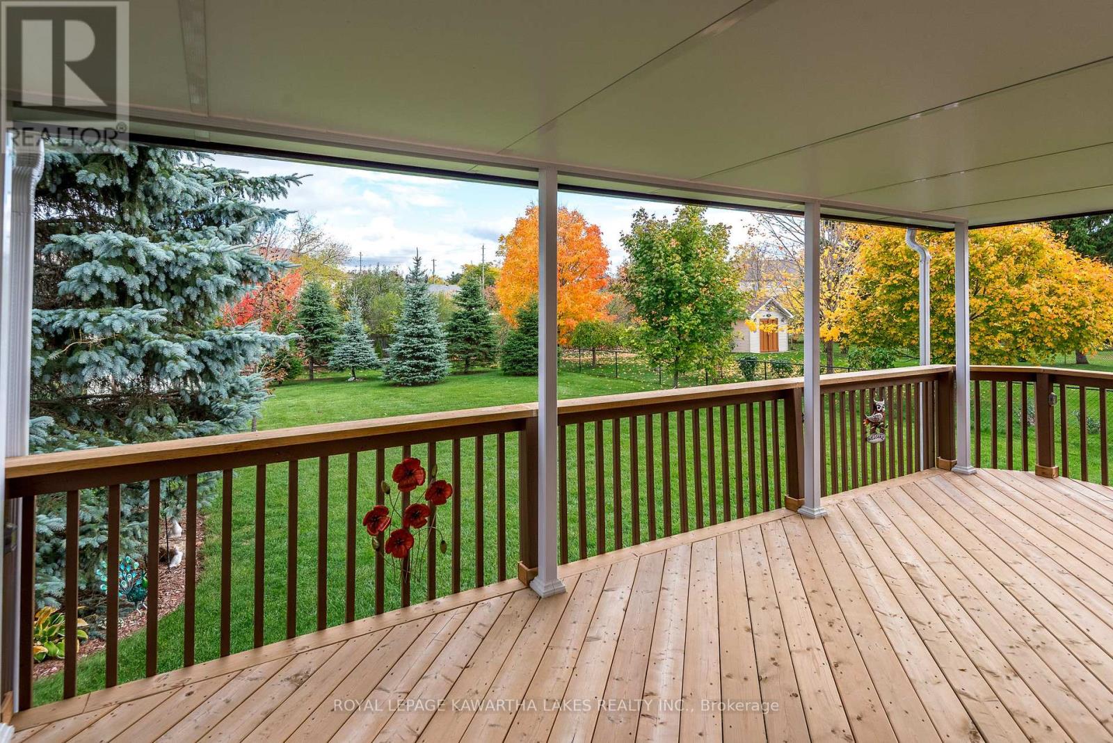 29 Midland Drive, Kawartha Lakes (Lindsay), Ontario  K9V 6B9 - Photo 5 - X12931634