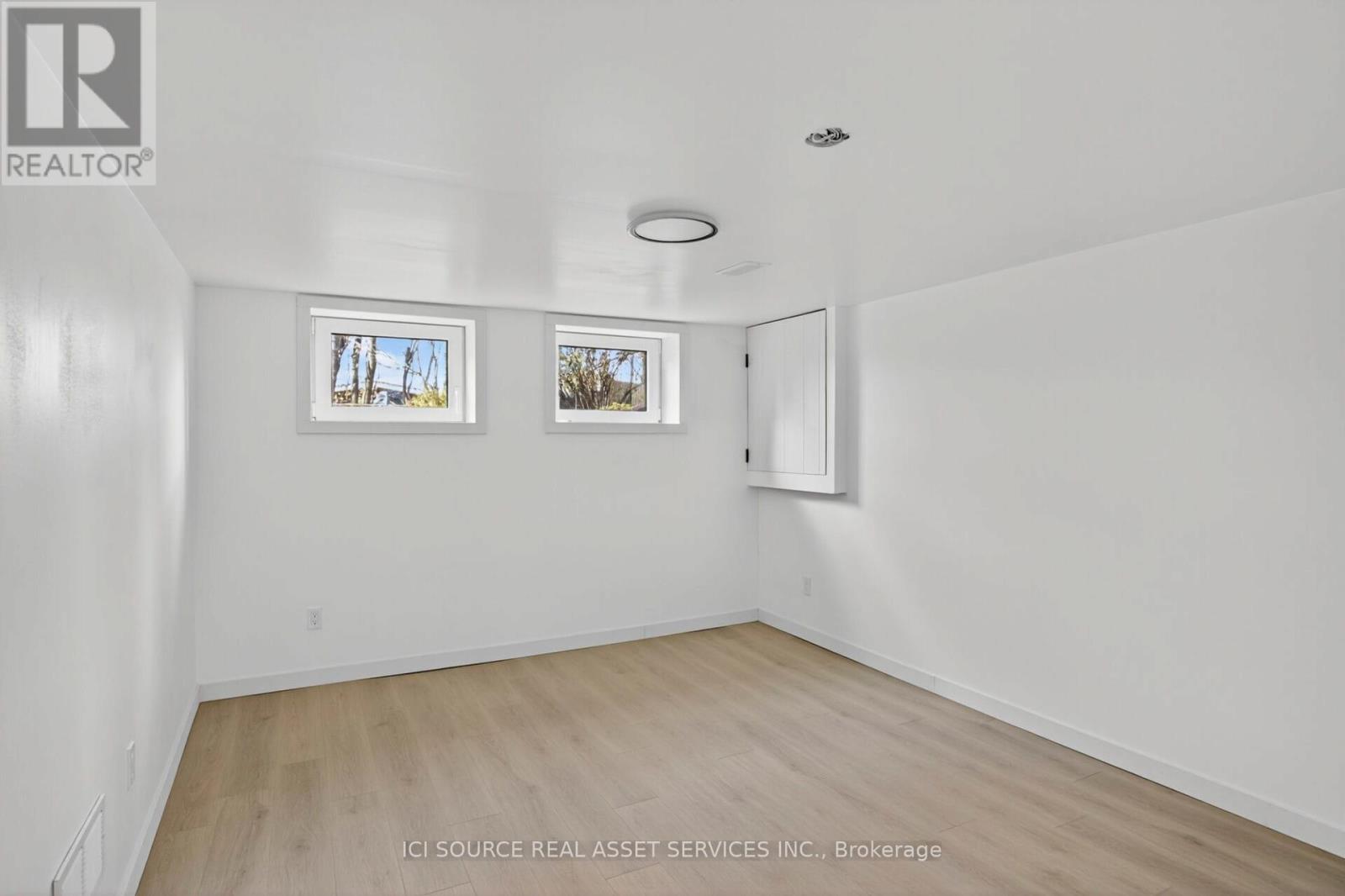 1092 Glendale Drive, Peterborough (Northcrest Ward 5), Ontario  K9H 6M4 - Photo 27 - X12931964