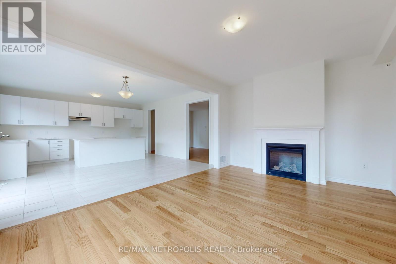 285 Flavelle Way, Peterborough (Monaghan Ward 2), Ontario  K9K 0J2 - Photo 9 - X12932254