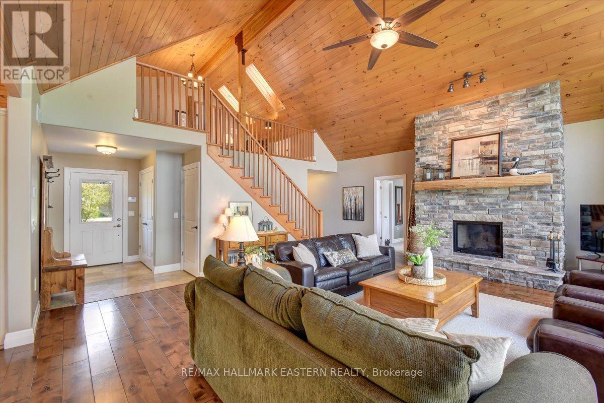 43 Lakeshore Boulevard, Selwyn, Ontario  K0L 1T0 - Photo 8 - X12933386