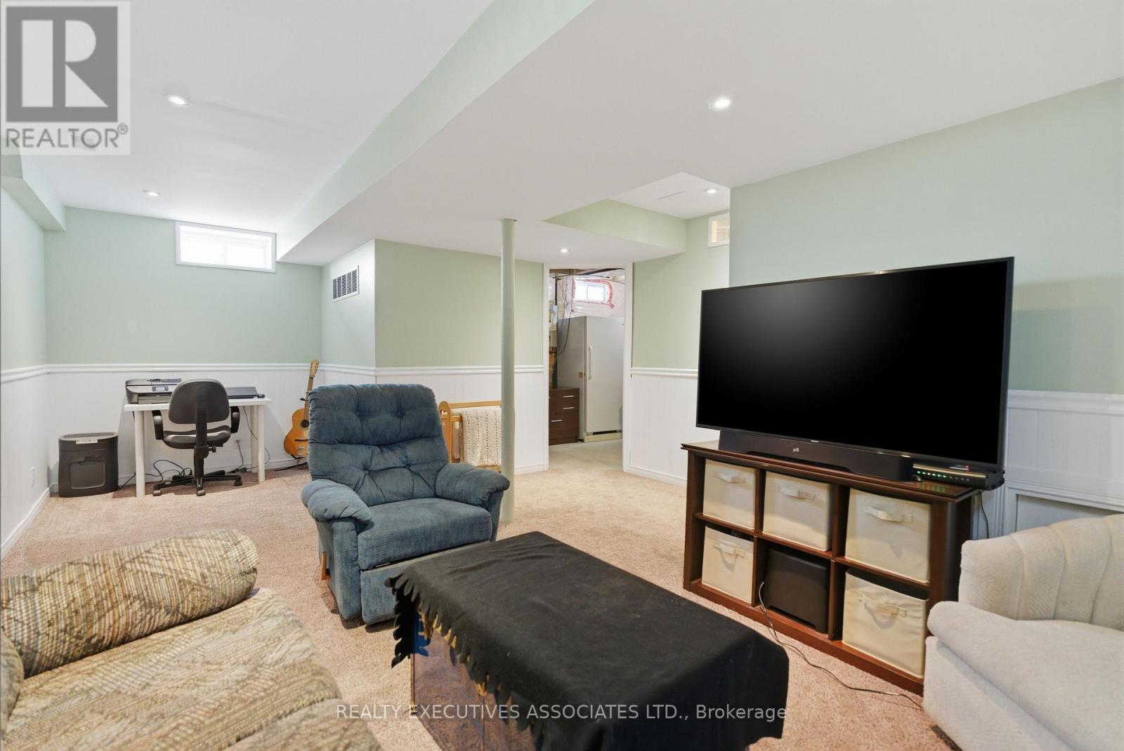 71 Truax Street, Kawartha Lakes (Lindsay), Ontario  K9V 0E3 - Photo 16 - X12933812