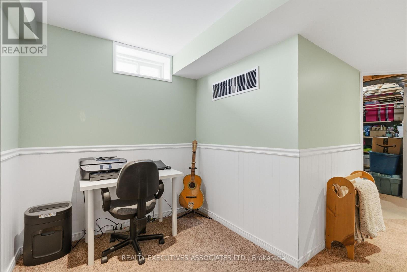 71 Truax Street, Kawartha Lakes (Lindsay), Ontario  K9V 0E3 - Photo 18 - X12933812