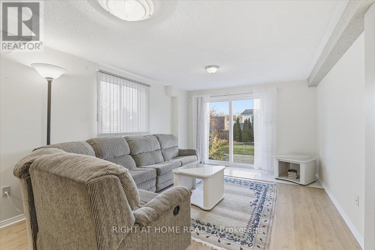 1349 Eagle Crescent, Peterborough (Monaghan Ward 2), Ontario  K9K 2K7 - Photo 11 - X12933806